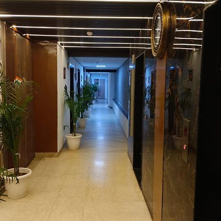 The Dwelling Paradise Hotel Greater Noida Exterior photo