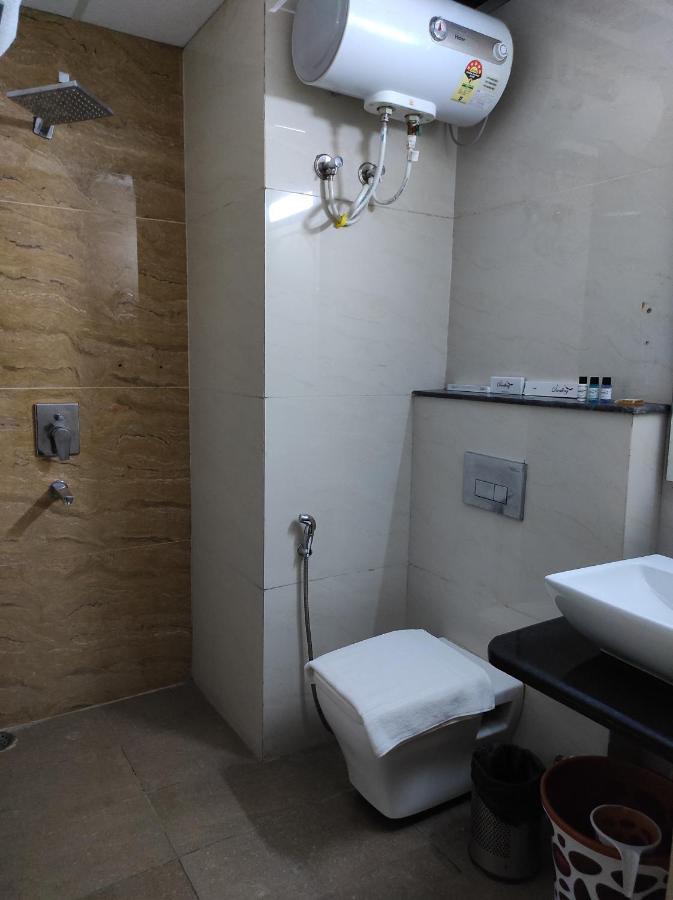 The Dwelling Paradise Hotel Greater Noida Exterior photo