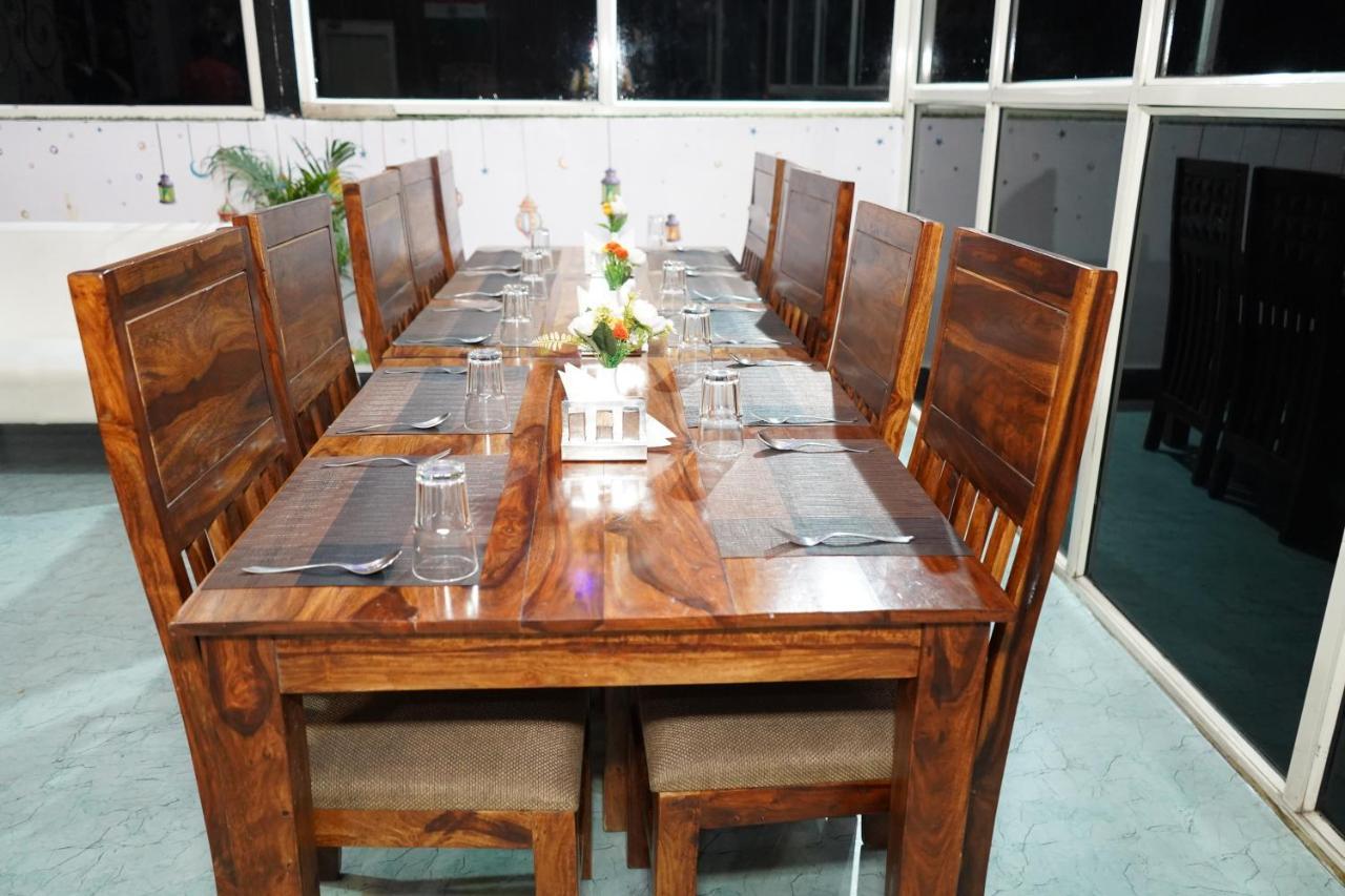 The Dwelling Paradise Hotel Greater Noida Exterior photo